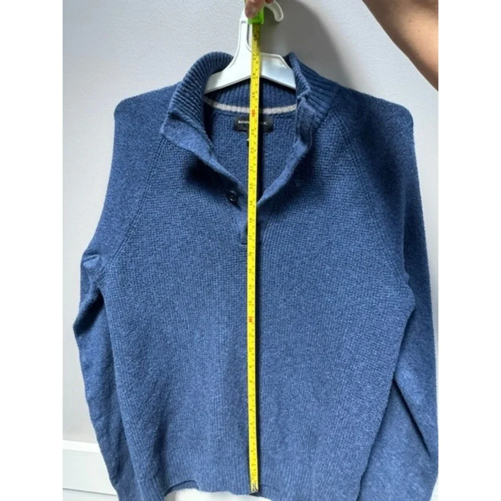 Banana Republic Mens Blue Button Mock Neck Sweater Raglan Sleeve Medium